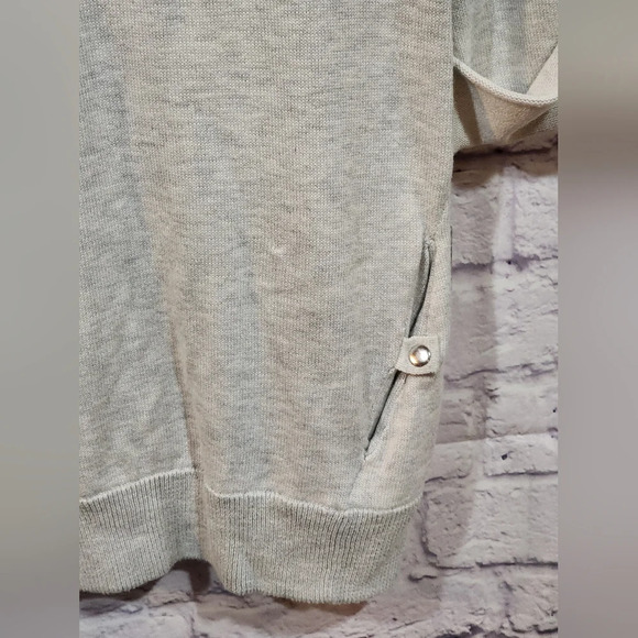 Tahari soft light gray sweater with zipper and button accents. Size Large NEW - Picture 3 of 7